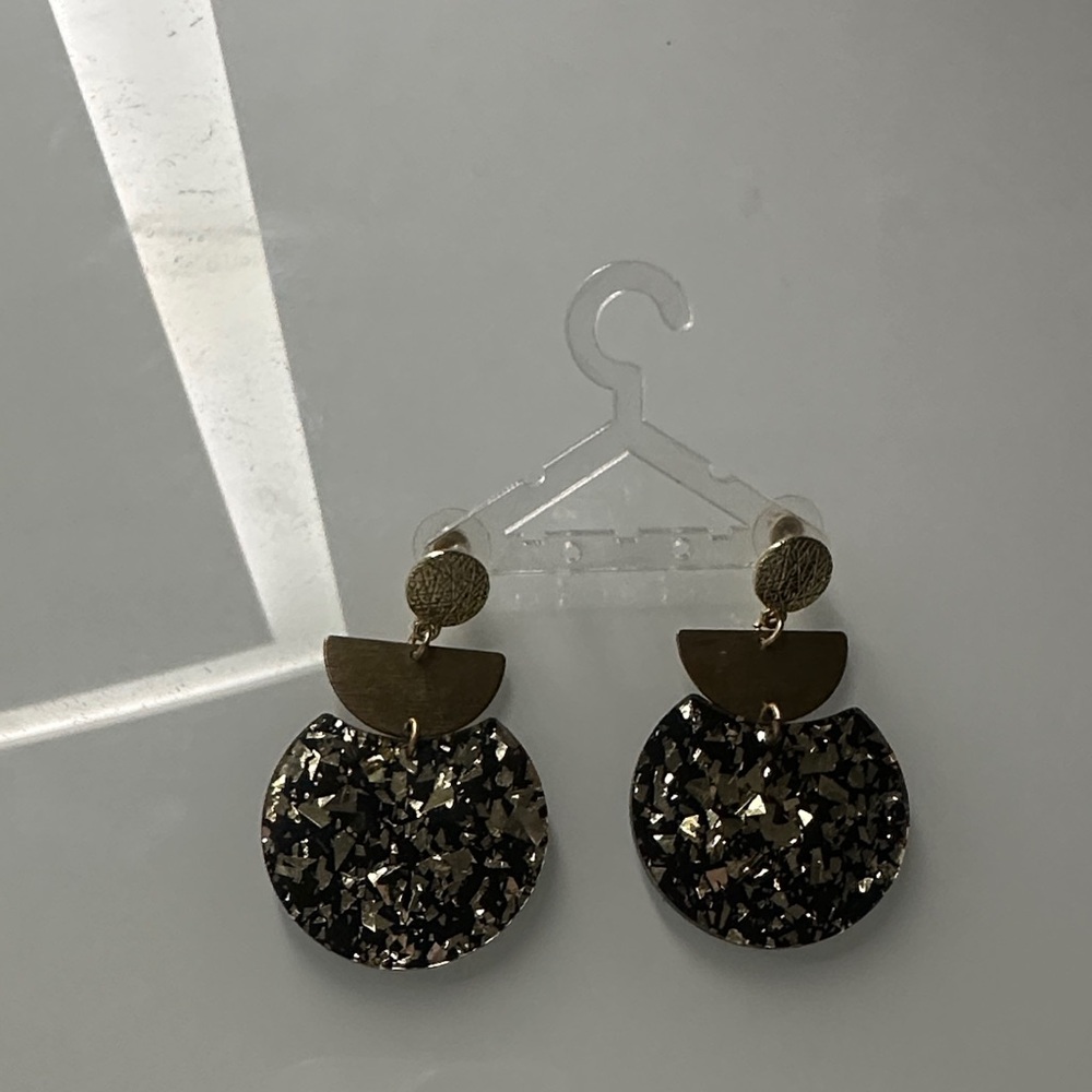 Chic Gold and Black Glitter Earrings